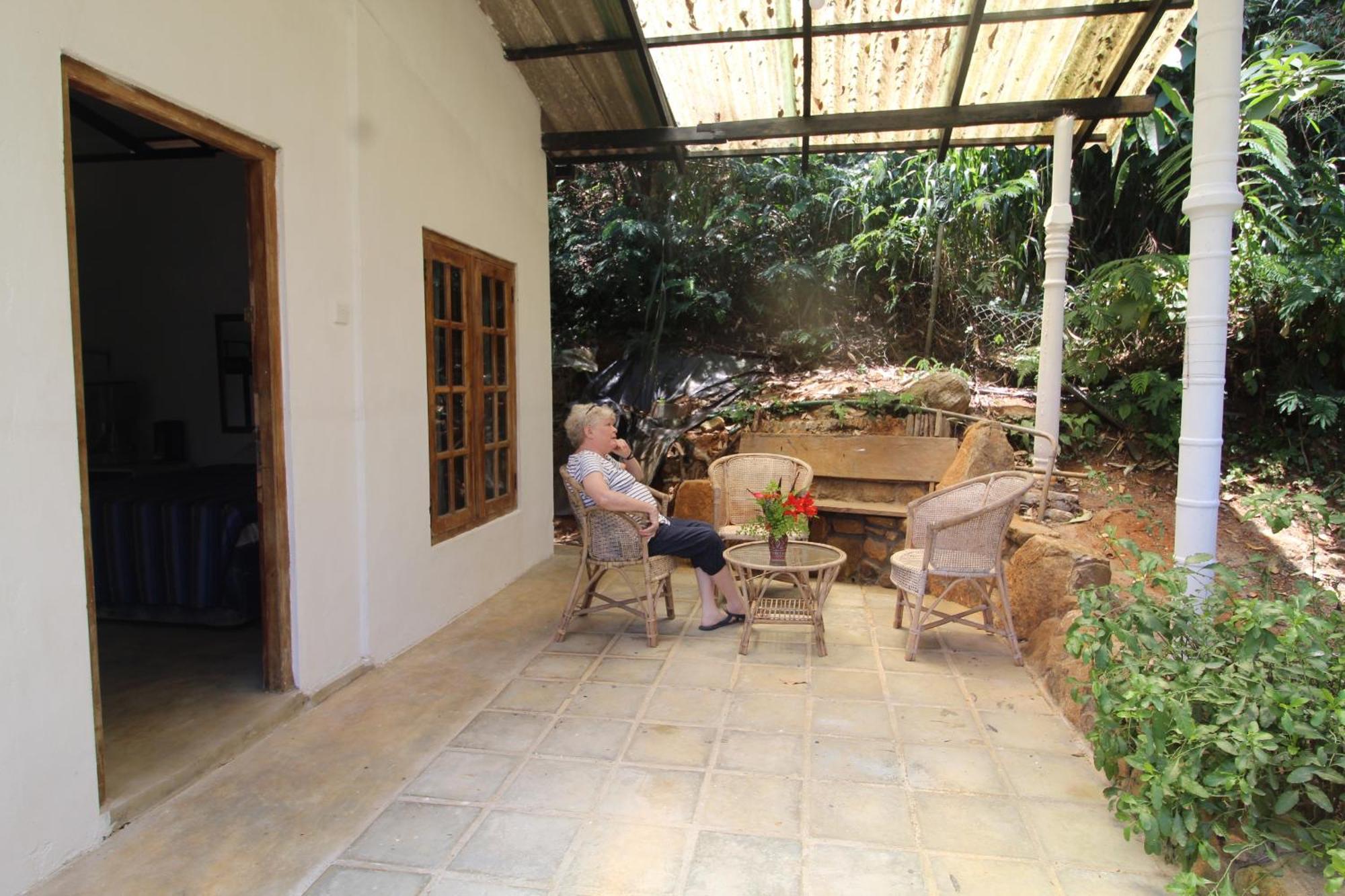 Jungle Tide Bed & Breakfast Kandy Exterior foto